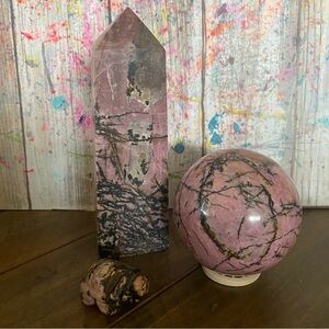 Rhodonite Crystal Set Sphere, Tower & Turtle